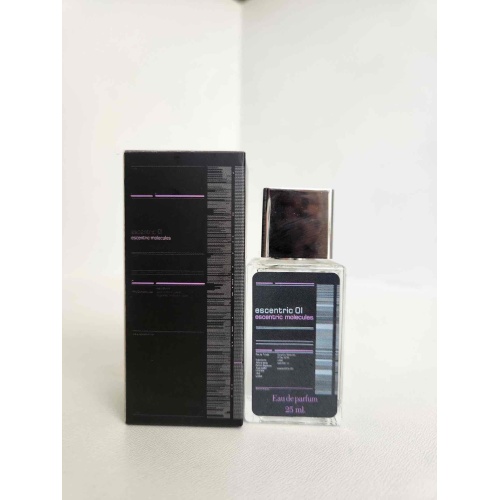 Escentric 01